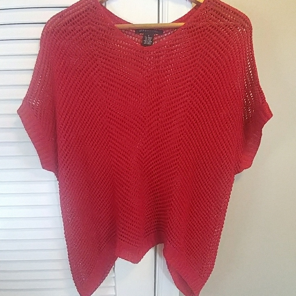 Beautiful red sparkly knit tunic like new